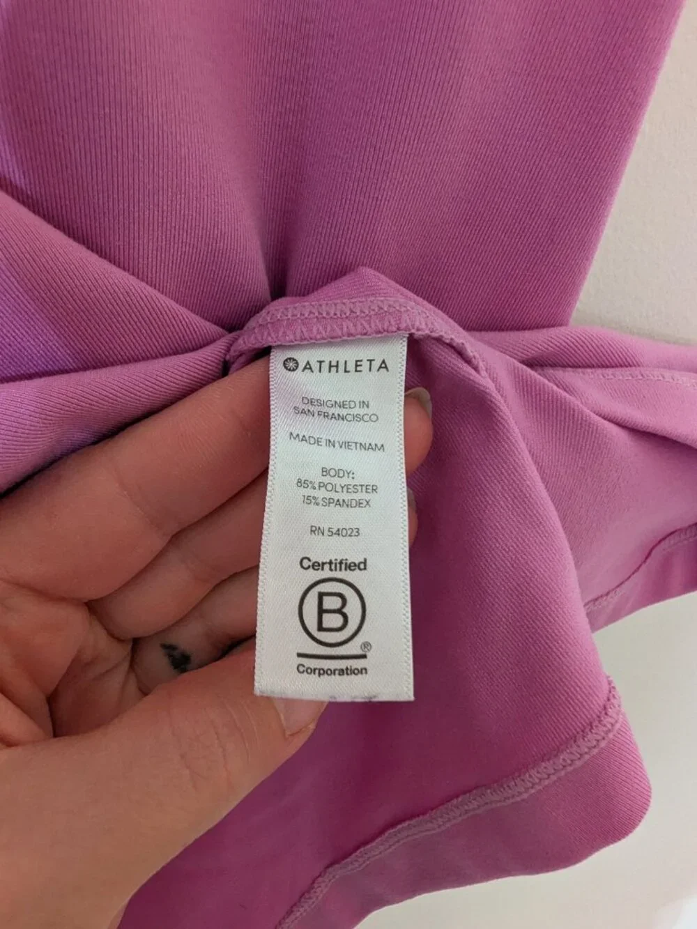 Athleta racerback magenta